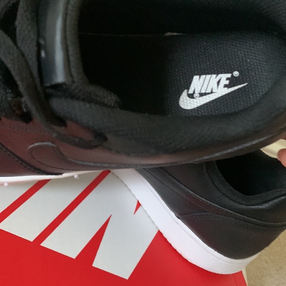 Women’s Nike Ebernon Low Sneakers Sz 10 - Picture 9 of 9